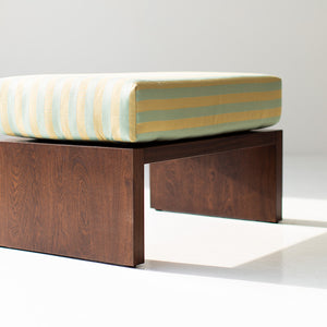 Modern-Patio-Furniture-Chile-Ottoman-01