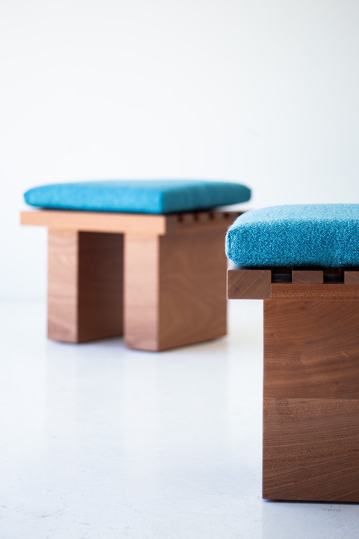 Modern-Patio-Furniture-Suelo-Slatted-Ottoman-04