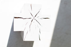 Maple grain with natural cracking