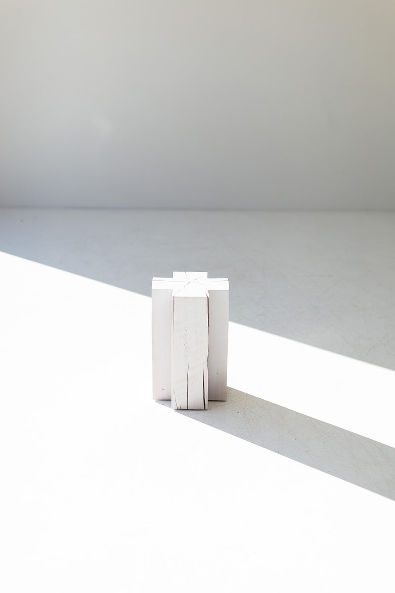 Several Lennon tables grouped as a coffee table
