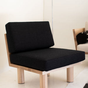 Modern-Suelo-Side-Chair-Turned-Leg-8