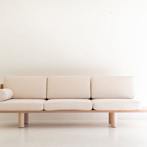 Modern-Suelo-Sofa-Turned-Leg-01
