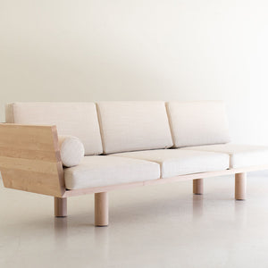 Modern-Suelo-Sofa-Turned-Leg-05