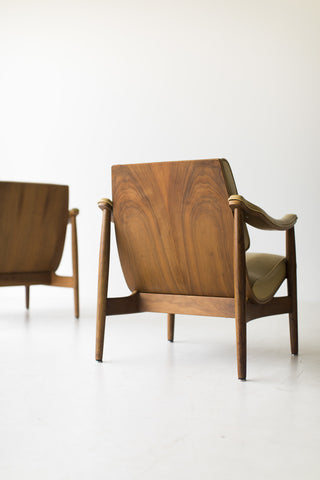 Modern-Thonet-Lounge-Chairs-03