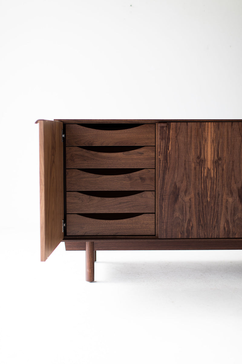 Detail of the solid black walnut grain on the modern luxury Peabody credenza