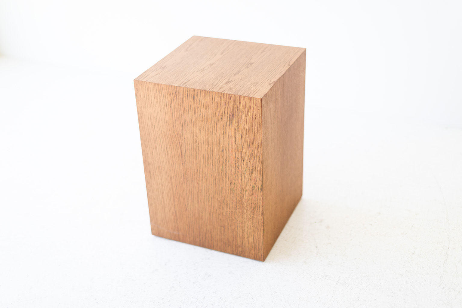 Modern Wood Side Table in Oak - 2321