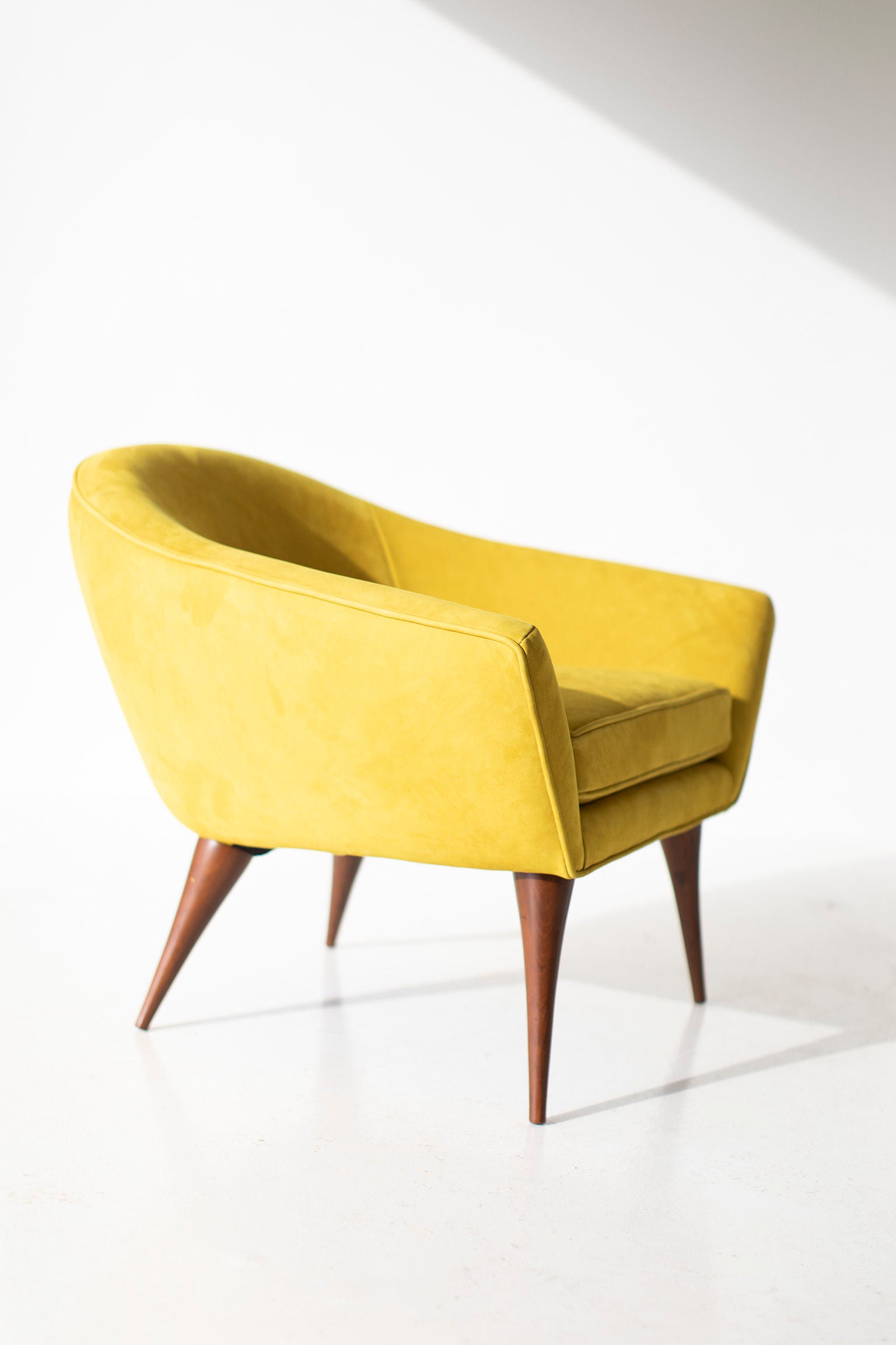 Modern Lounge Chair for Karpen Furniture - 02081904