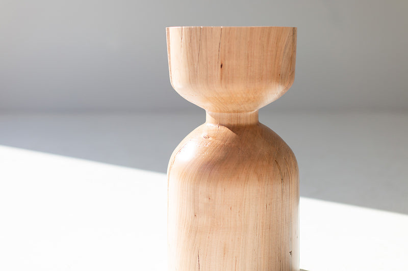Maple grain with natural cracking