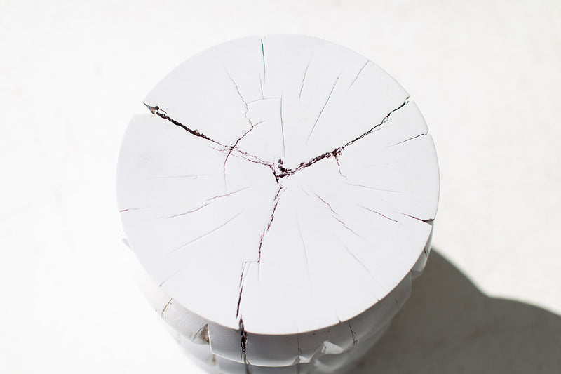 Side profile of the Willow side table