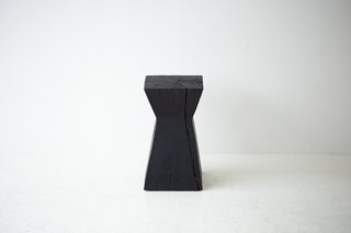 Sculpted-Stump-Table-Sol-09