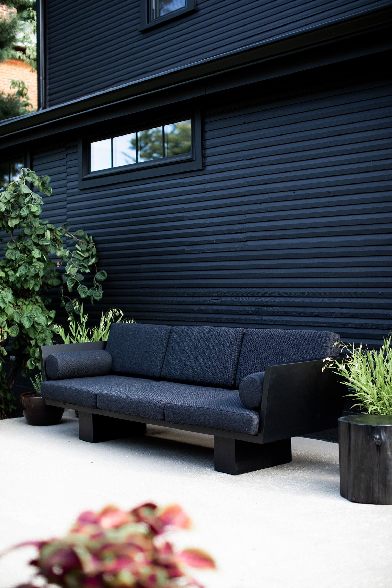 Suelo Modern Outdoor Sofa - 1220