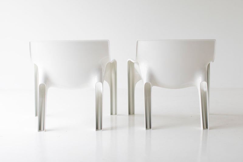 Vico-Magistretti-Lounge-Chairs-Artemide-02