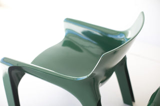 Vico-Magistretti-Lounge-Chairs-Artemide-03