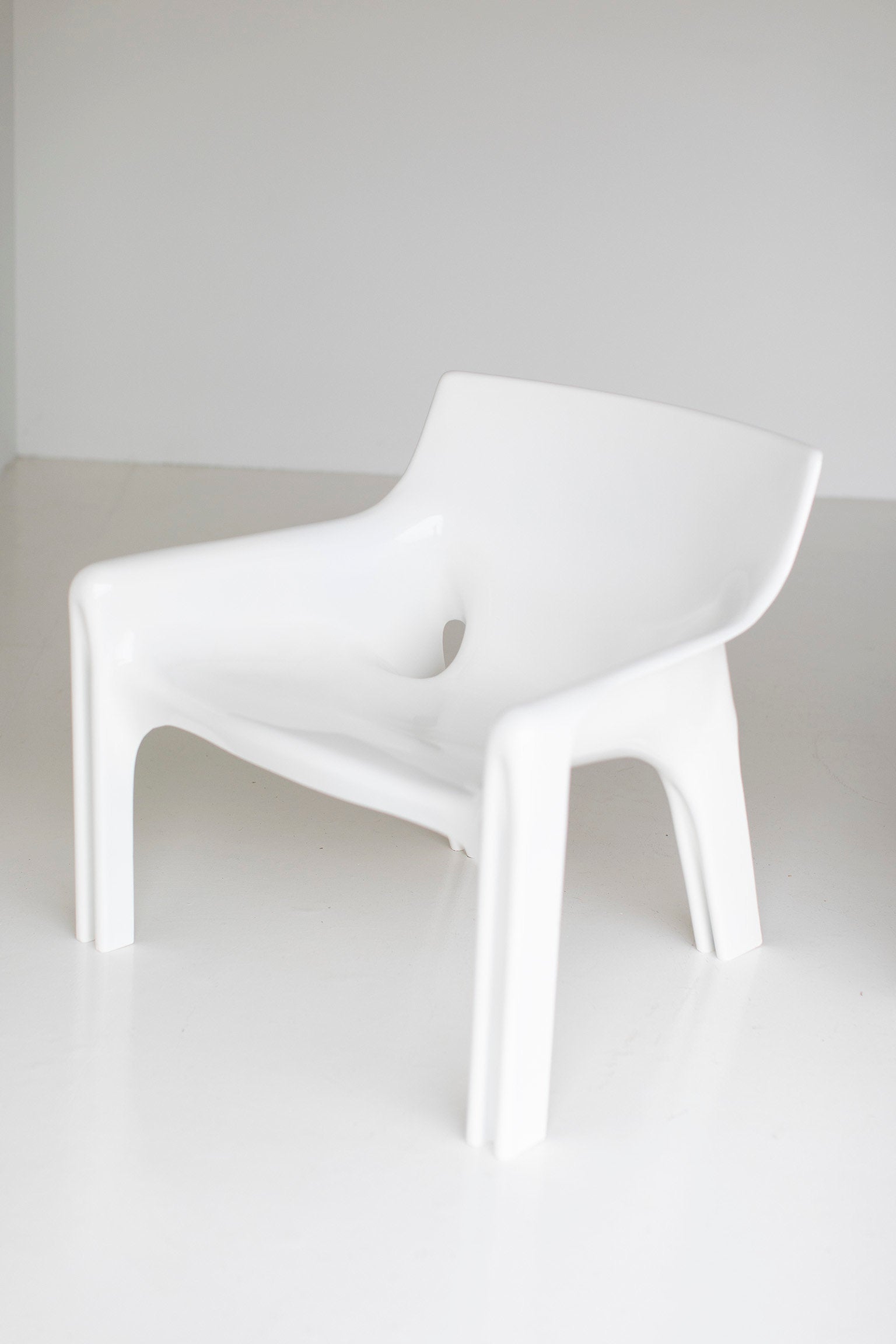 Vico Magistretti Lounge Chairs for Artemide - 06041801