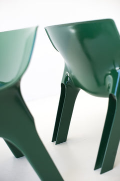 Vico-Magistretti-Lounge-Chairs-Artemide-06