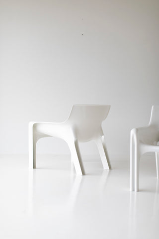 Vico-Magistretti-Lounge-Chairs-Artemide-06