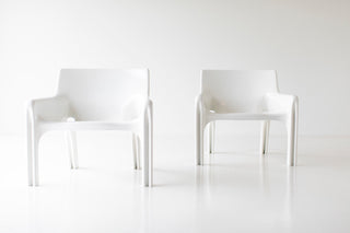 Vico-Magistretti-Lounge-Chairs-Artemide-07