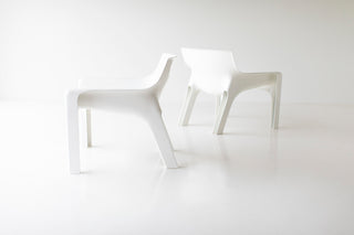 Vico-Magistretti-Lounge-Chairs-Artemide-10