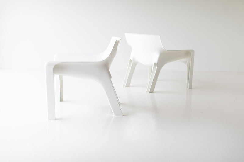 Vico-Magistretti-Lounge-Chairs-Artemide-10
