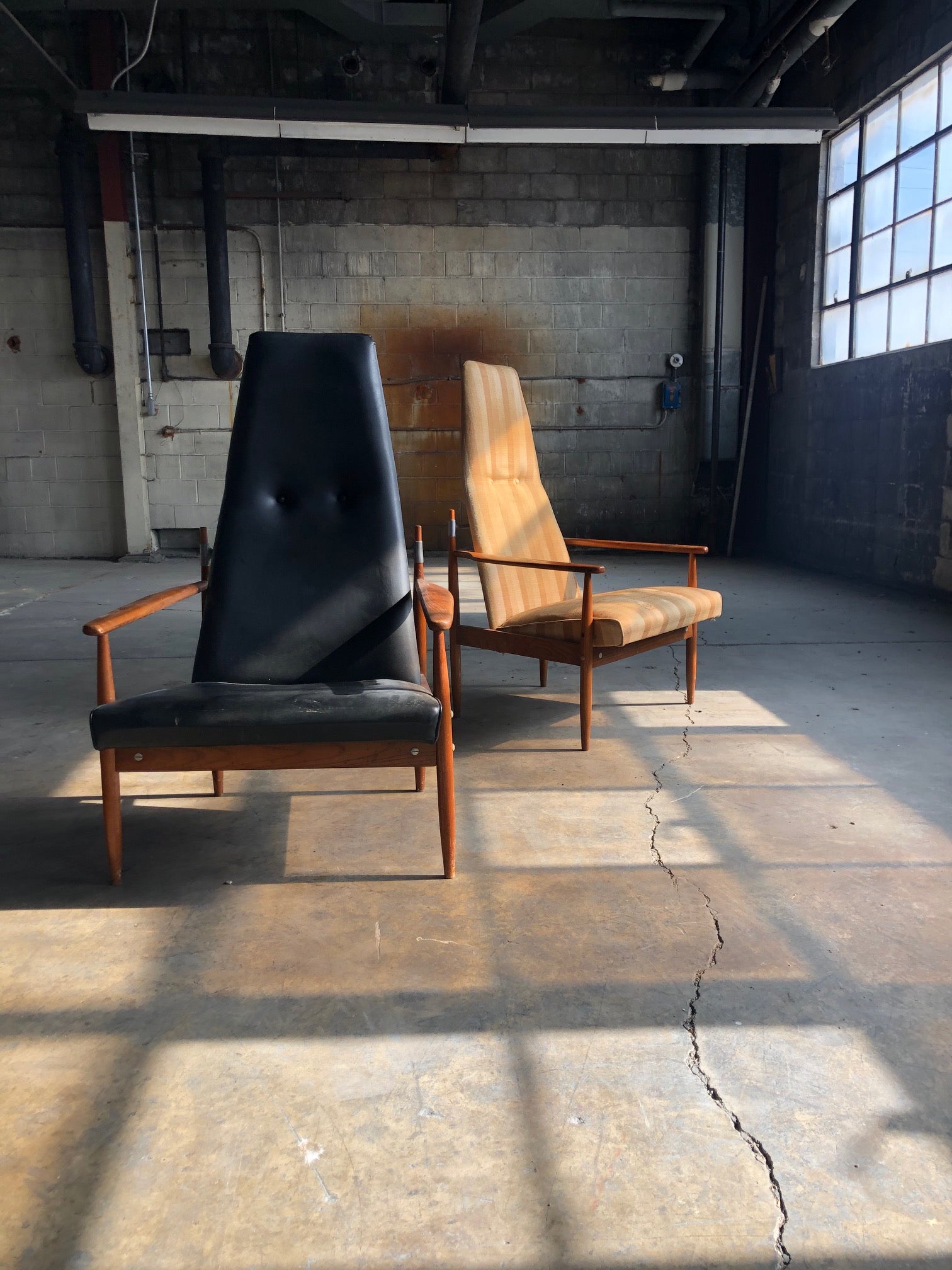 Baumritter High Back Lounge Chairs