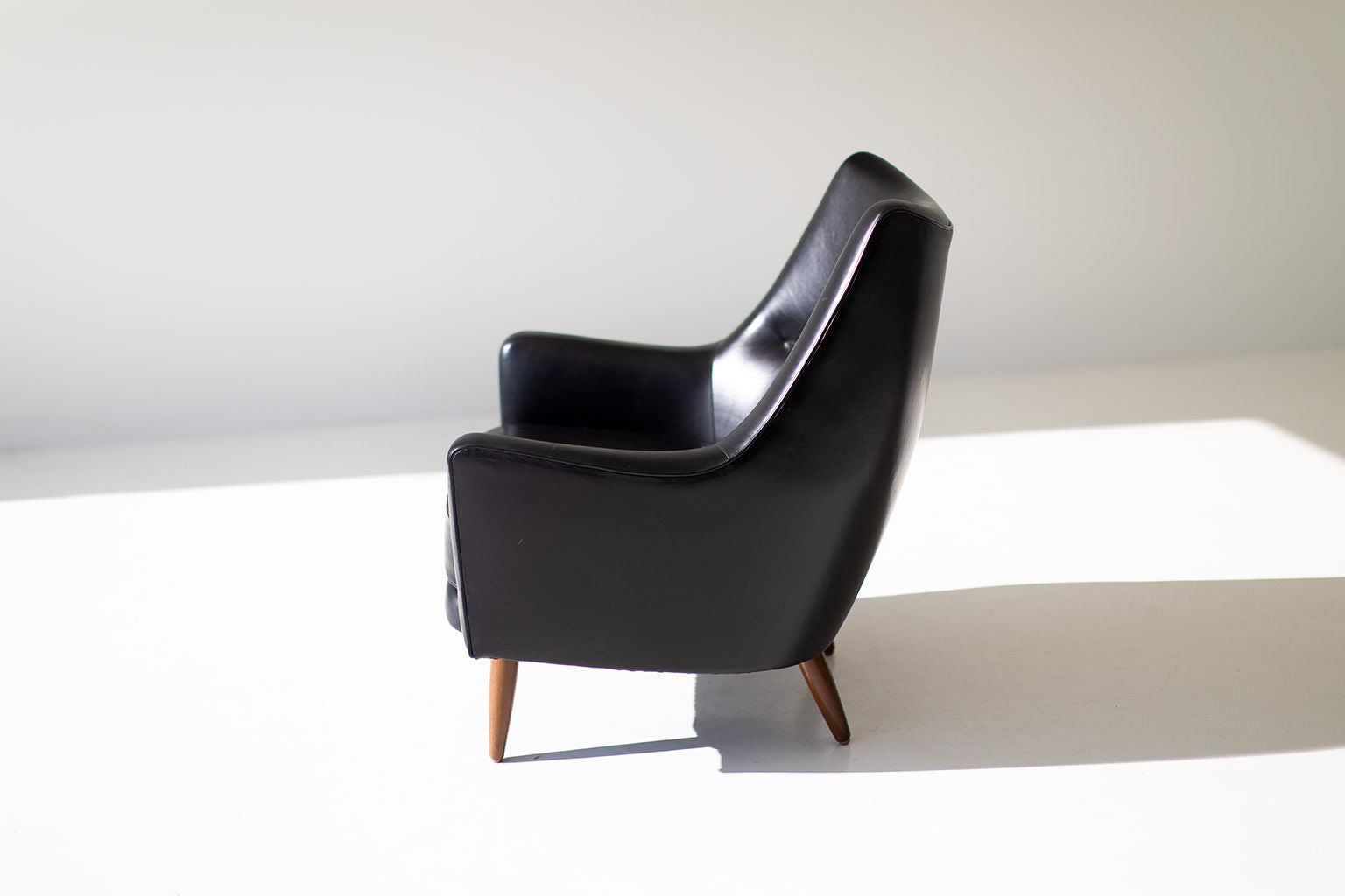 Ib Kofod-Larsen Attributed Lounge Chair - 11211801 