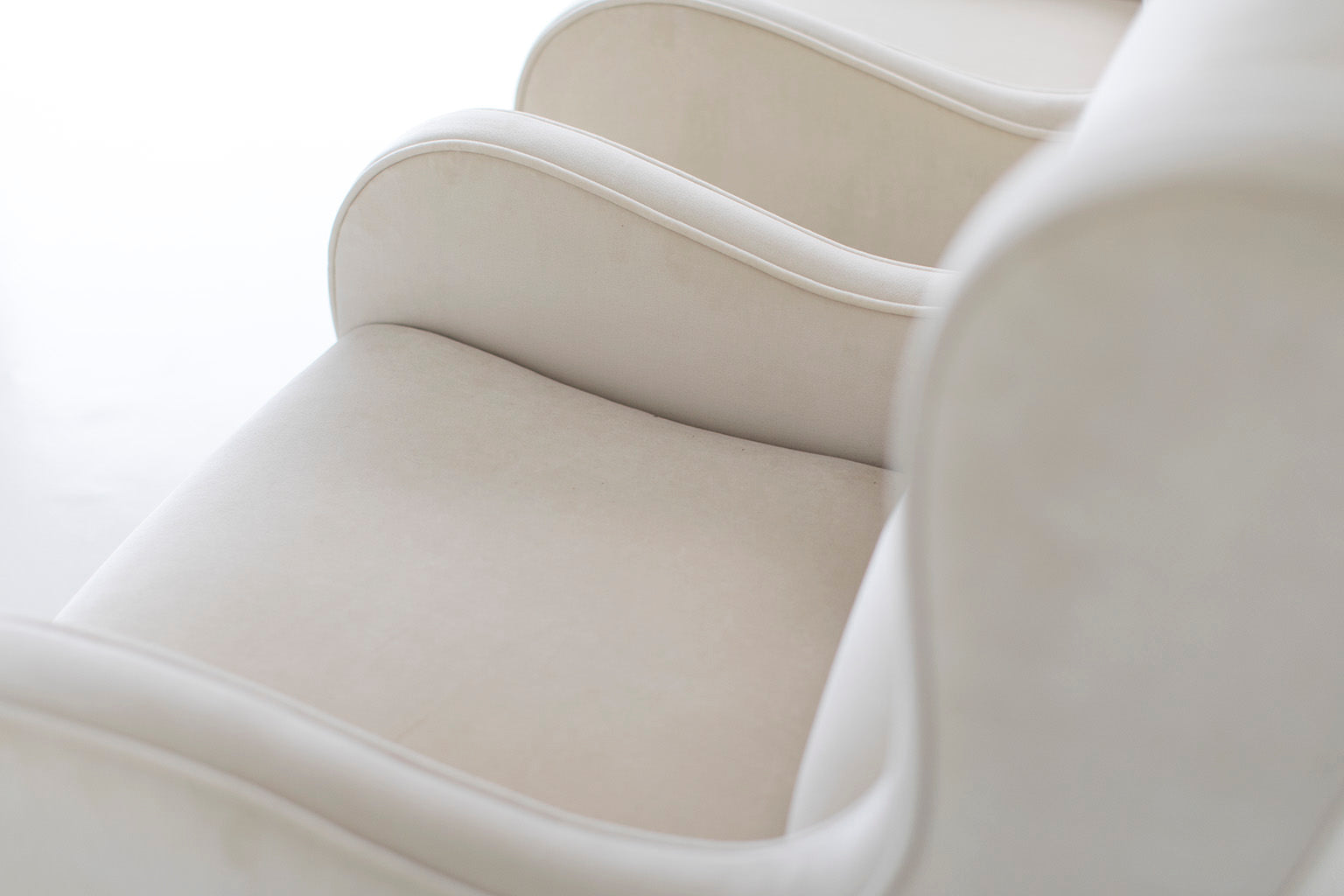 mid-century-italian-lounge-chairs-8