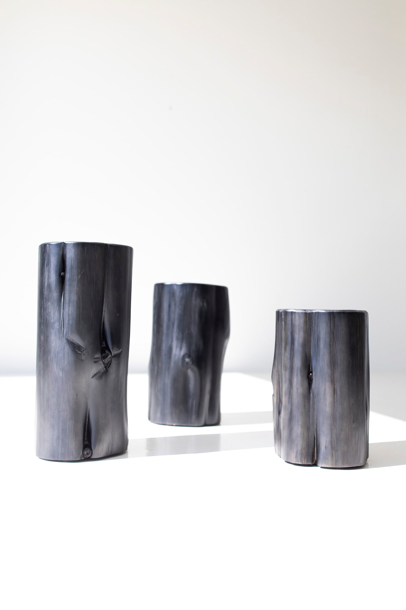 modern-side-table-black-stumps-05