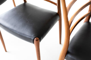 niels-o-moller-rosewood-high-back-dining-chairs-09