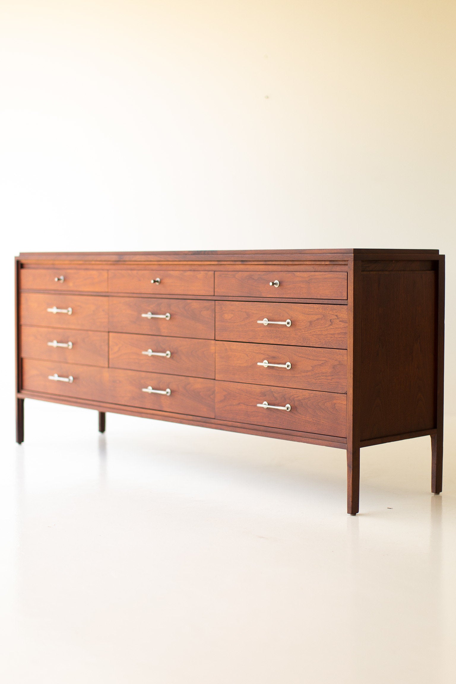 Paul McCobb Dresser for Widdicomb: Grand Rapids Collection - 07061801