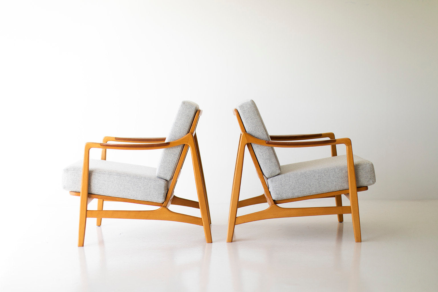 Tove & Edvard Kindt-Larsen Lounge Chairs for France & Daverkosen - 09201804